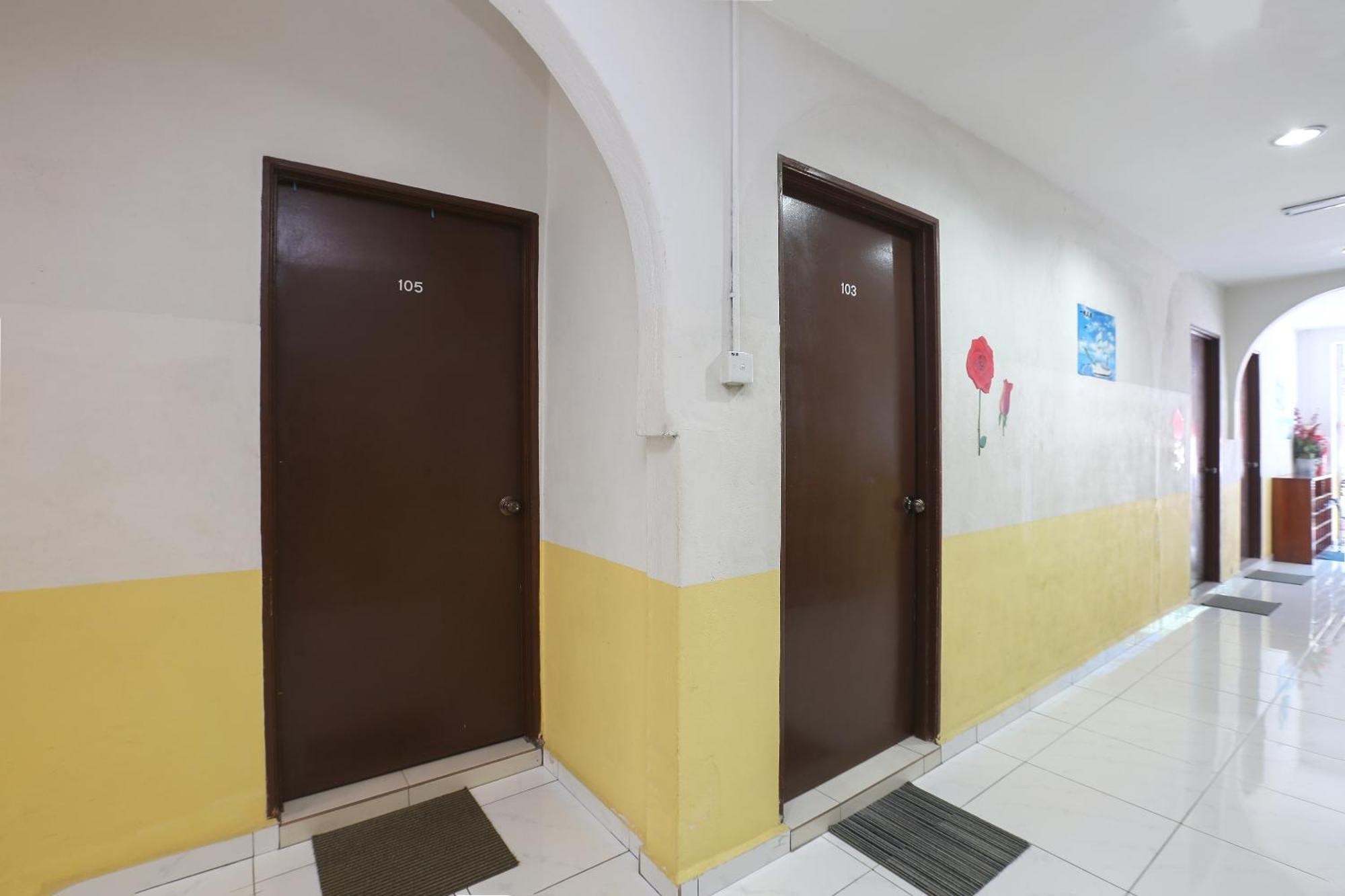 Oyo 89925 Innap Kota Bharu Ngoại thất bức ảnh