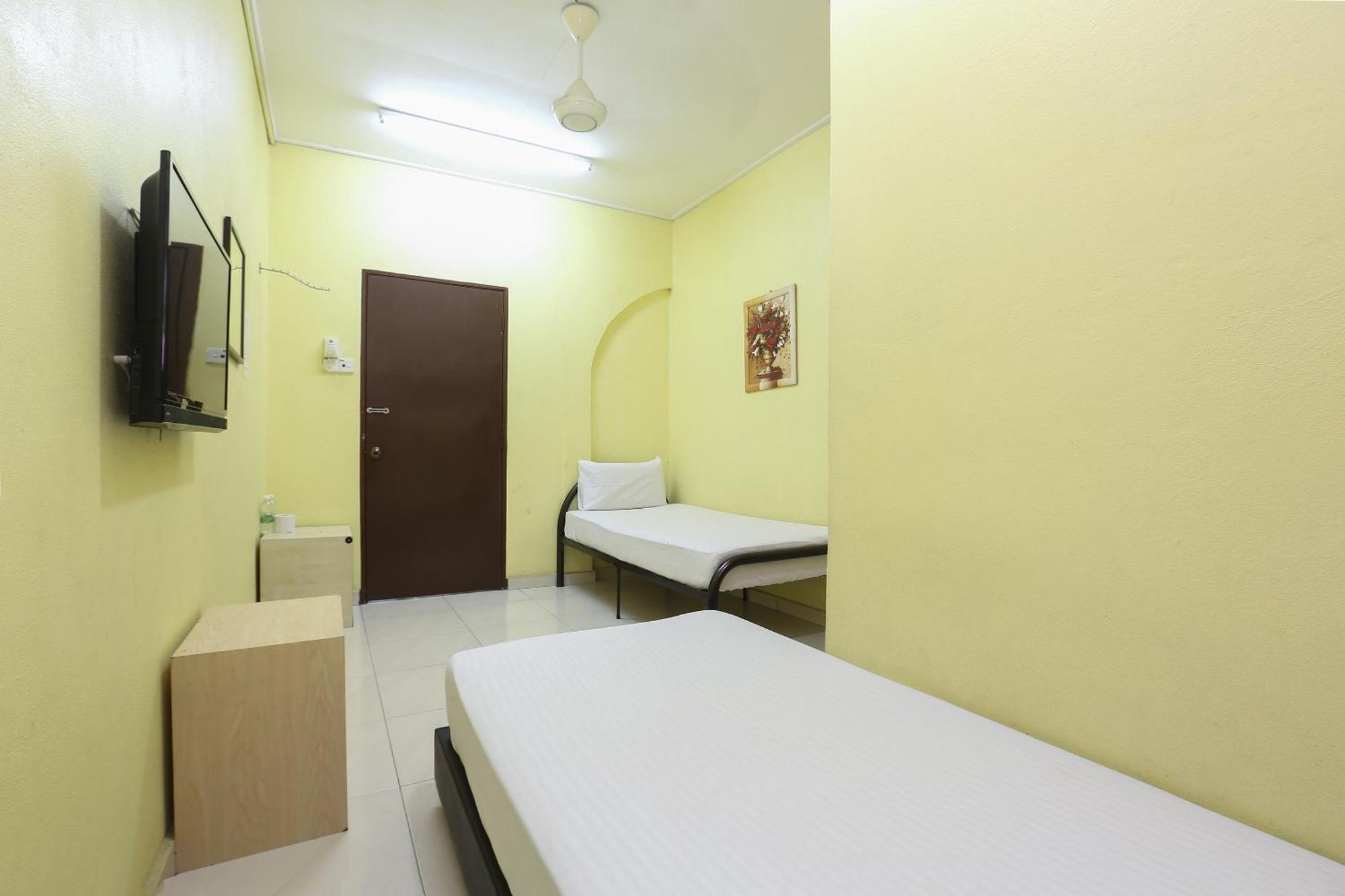 Oyo 89925 Innap Kota Bharu Ngoại thất bức ảnh