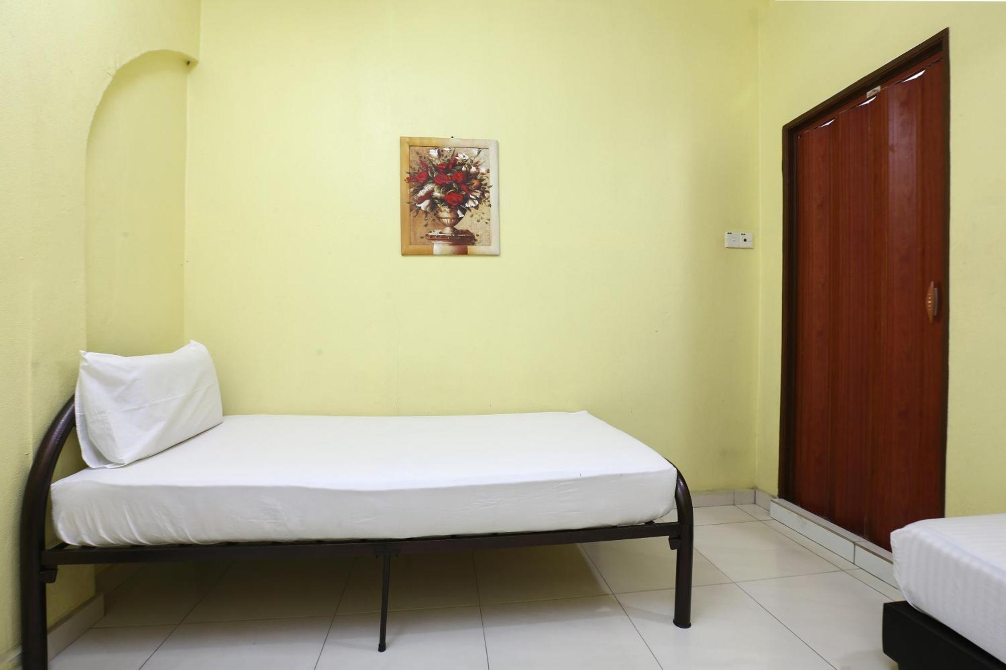 Oyo 89925 Innap Kota Bharu Ngoại thất bức ảnh