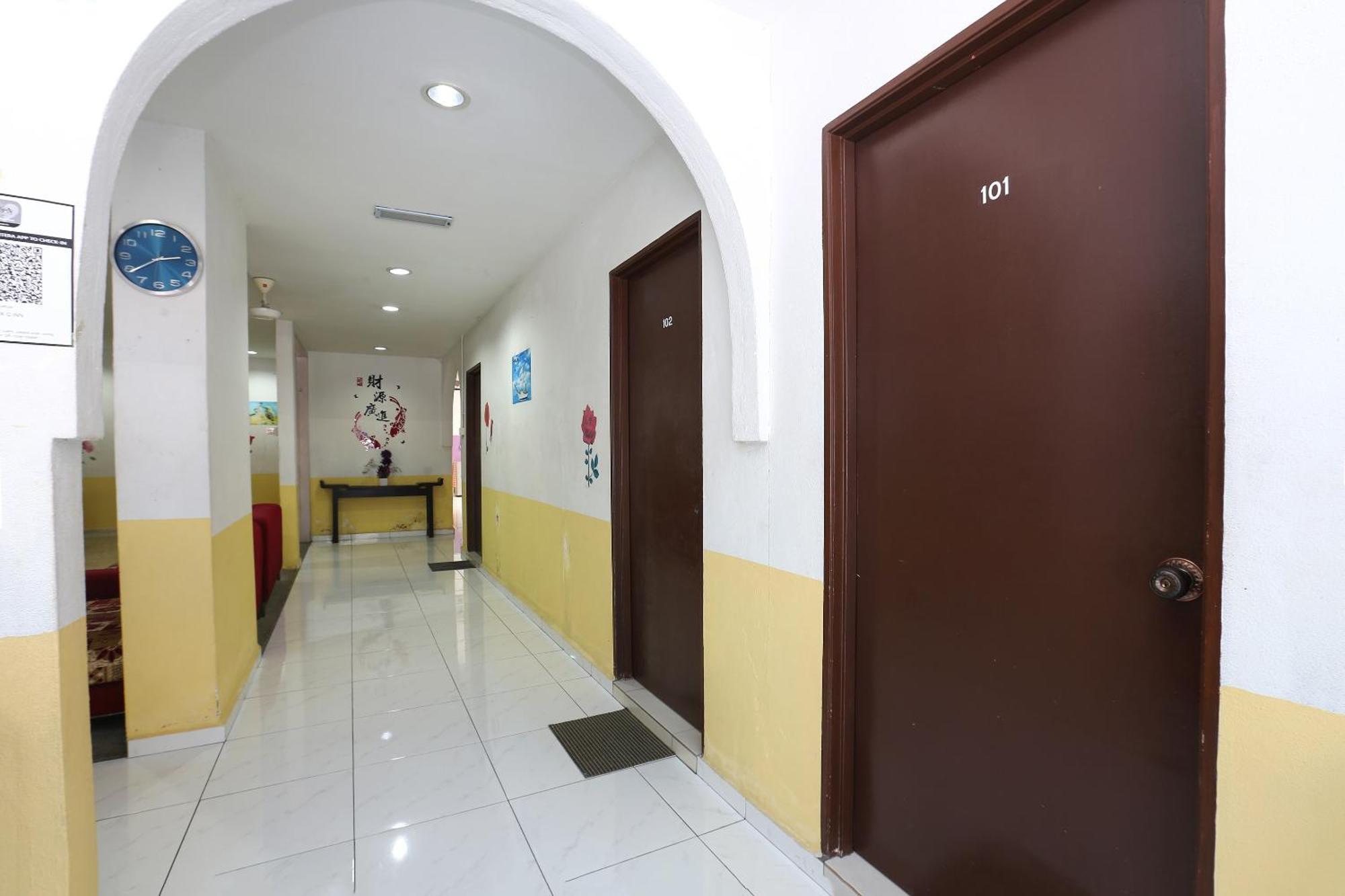 Oyo 89925 Innap Kota Bharu Ngoại thất bức ảnh