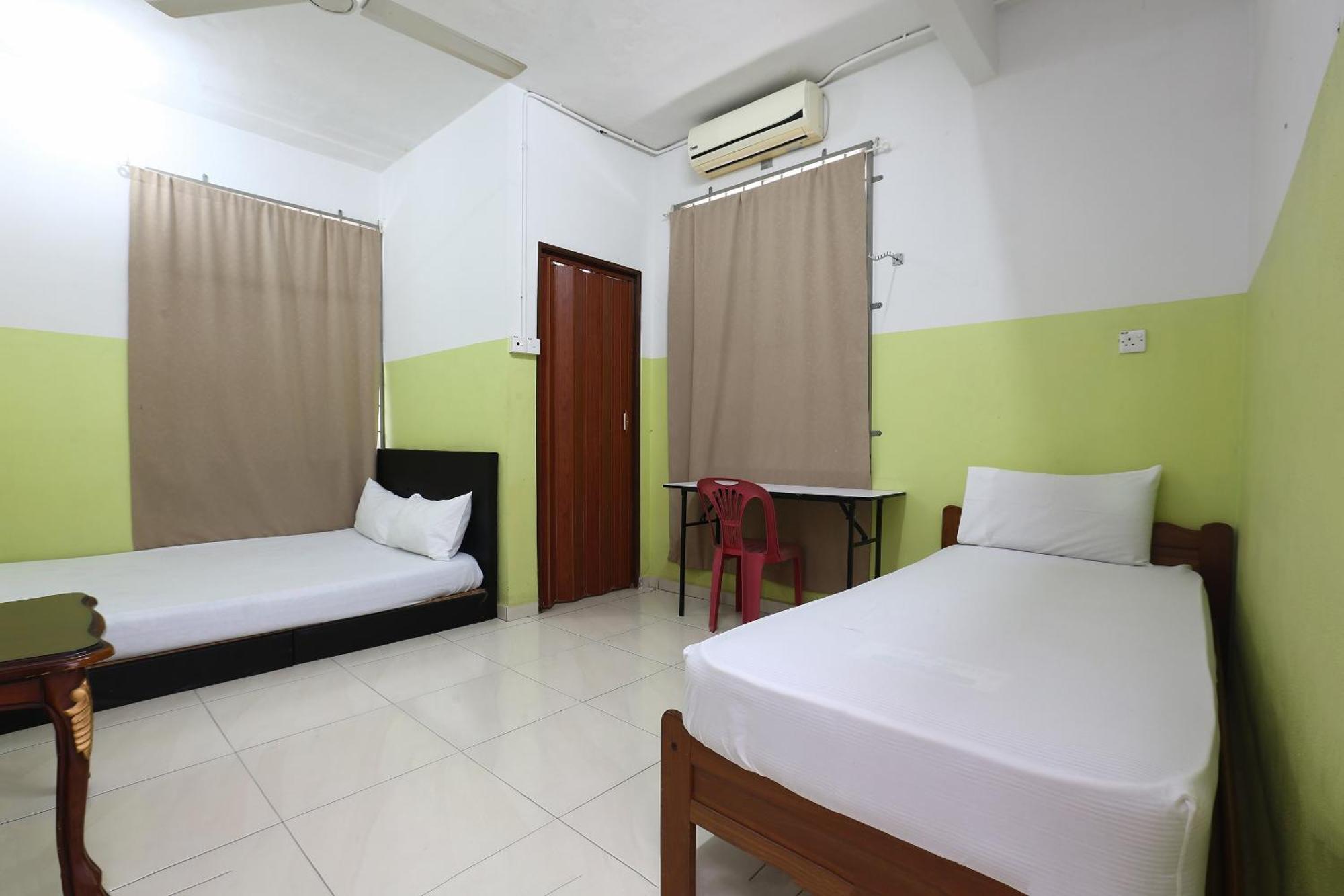 Oyo 89925 Innap Kota Bharu Ngoại thất bức ảnh