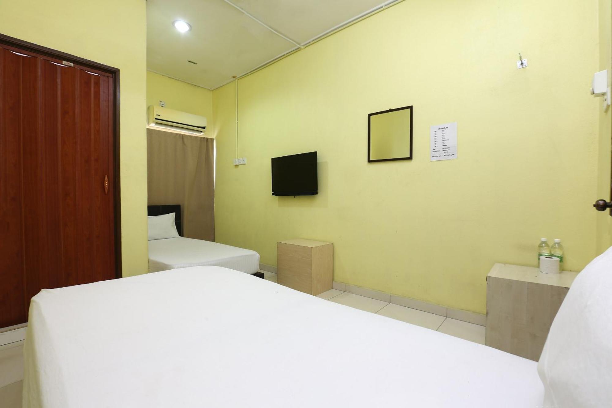 Oyo 89925 Innap Kota Bharu Ngoại thất bức ảnh
