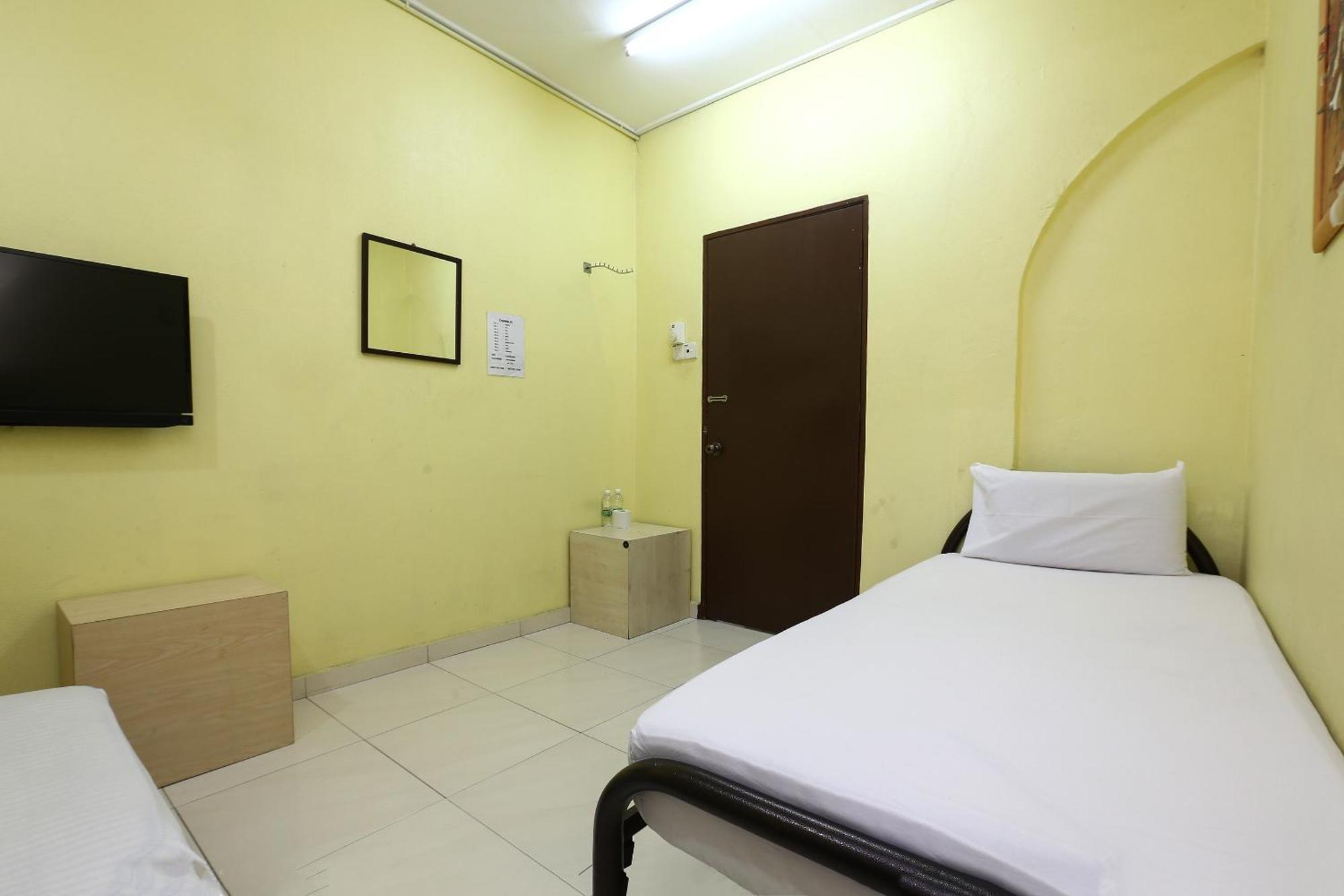 Oyo 89925 Innap Kota Bharu Ngoại thất bức ảnh