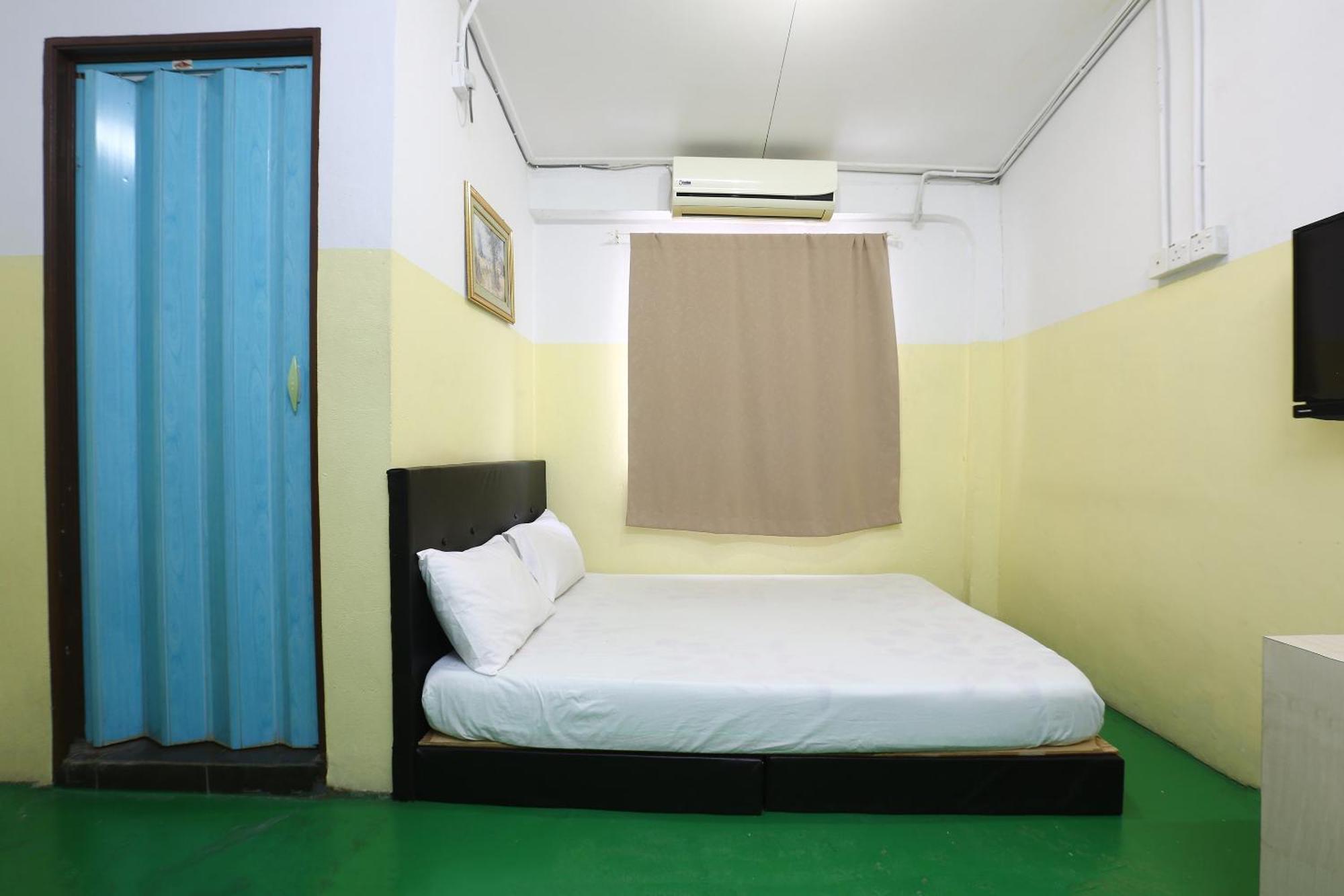 Oyo 89925 Innap Kota Bharu Ngoại thất bức ảnh
